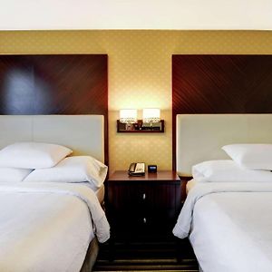 Smoking Queen Room Two Queen Beds